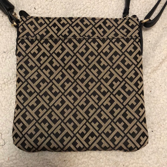 Tommy Hilfiger Crossbody bag - Picture 5 of 7